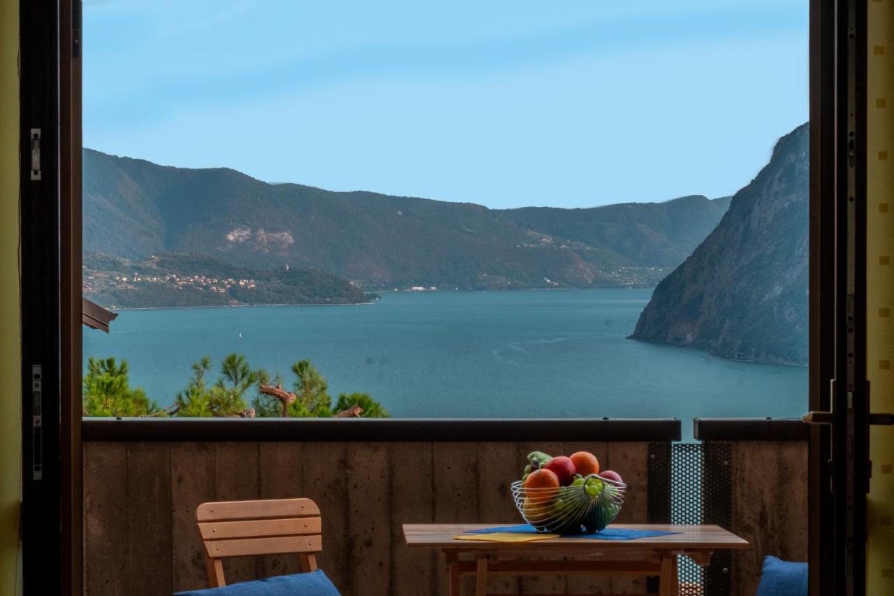 Happy Guest Apartments - Lake Panorama & Pool Riva di Solto Bagian luar foto